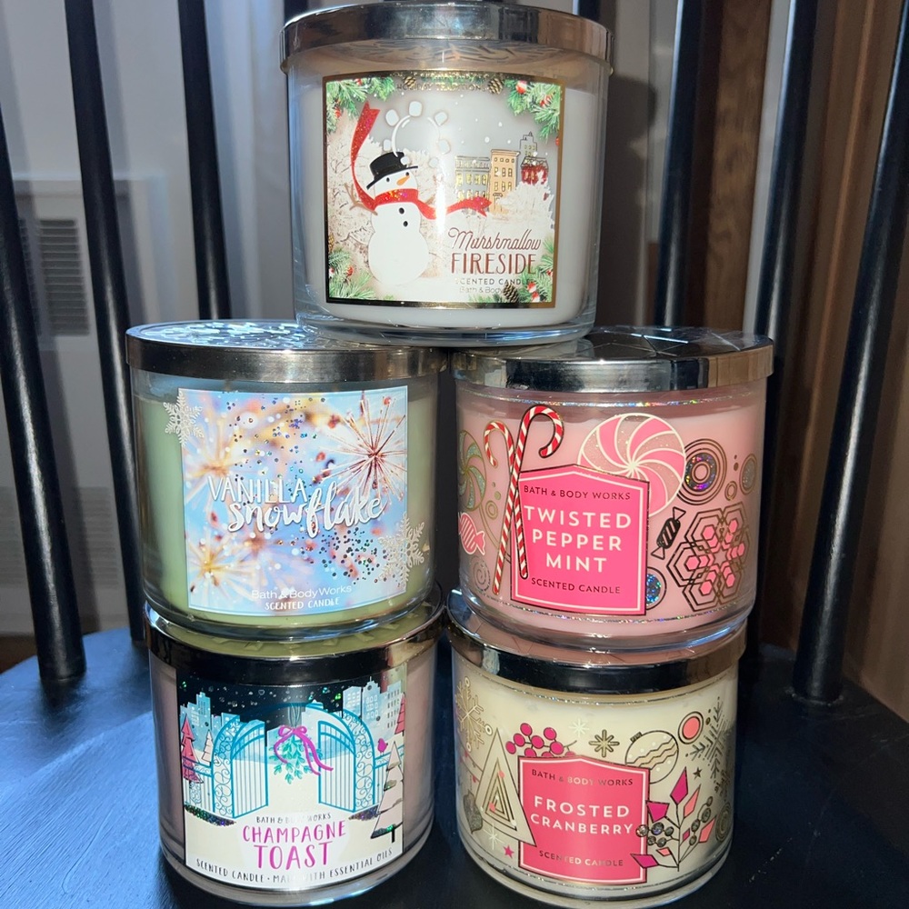 5 NEW, NEVER USED Bath & Body Works Winter Candles